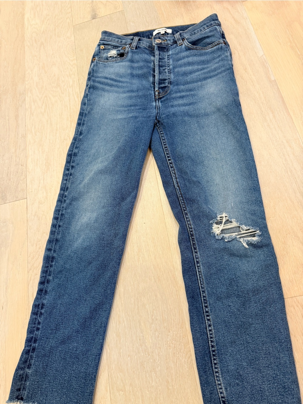 Re/Done Medium Blue Straight Jeans with Knee Distress